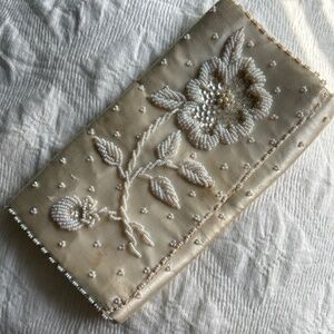 Vintage cream silk beaded wallet/clutch wedding